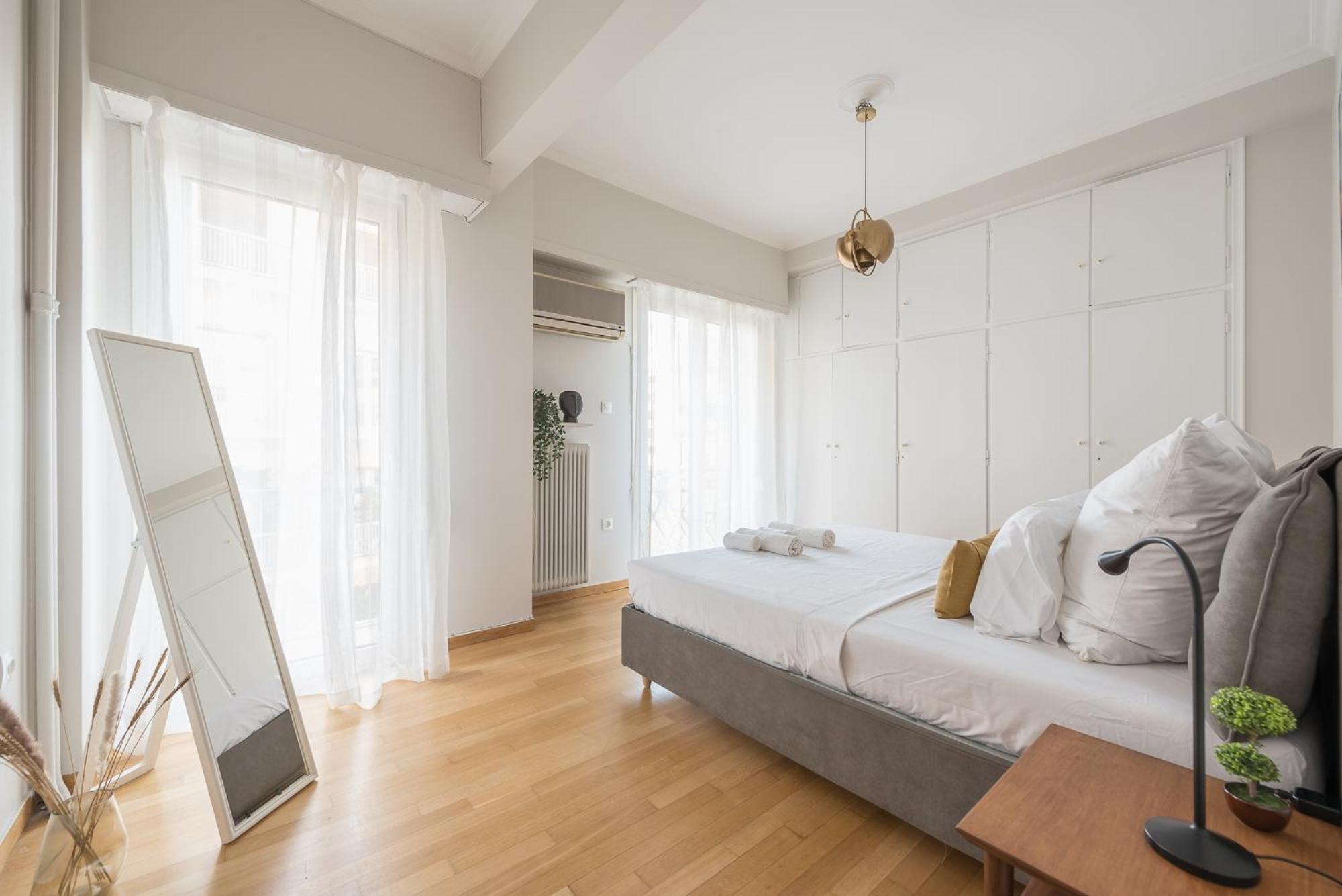 Spacious 2Bds Apt With Acropolis View In Center Афины Экстерьер фото